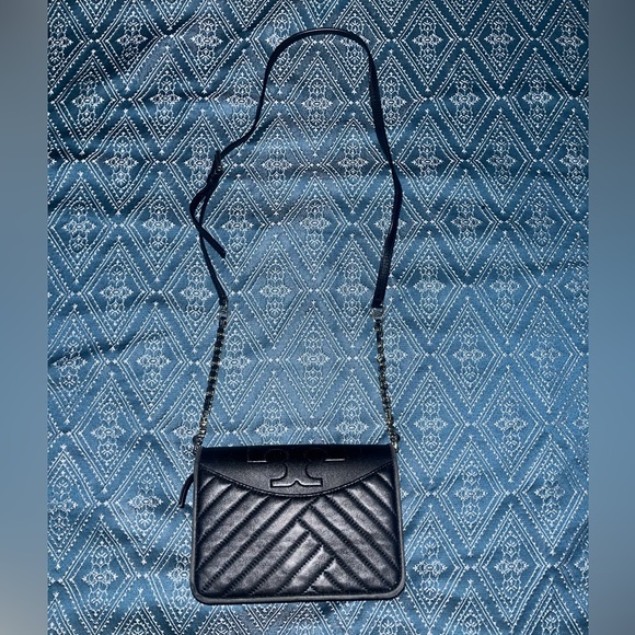 Tory Burch Alexa Crossbody - Picture 2 of 9